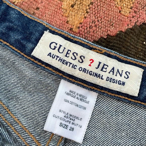 Vintage guess upcycled patchwork jean shorts - Picture 4 of 5